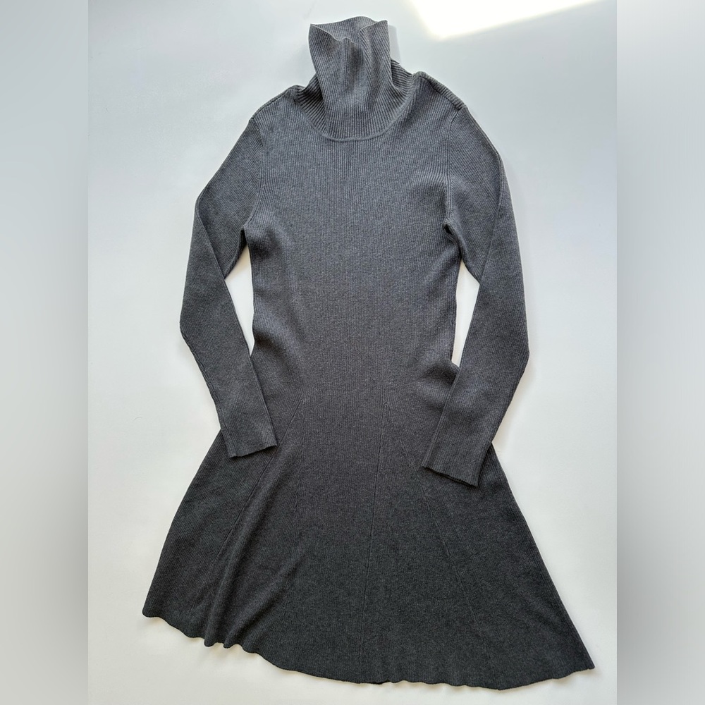 Neiman Marcus sweater dress turtleneck, size medium